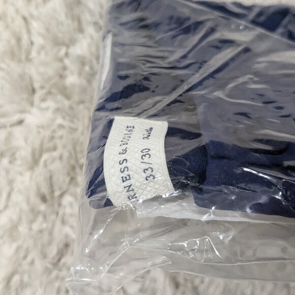 Holderness and Bourne: The Parker Pant: Navy, 33"x30" - Picture 3 of 4